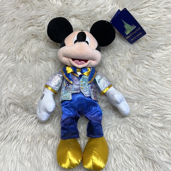 COPY - Disney Mickey Mouse Walt Disney World 50th Anniversary Plush ✨ - Picture 2 of 5